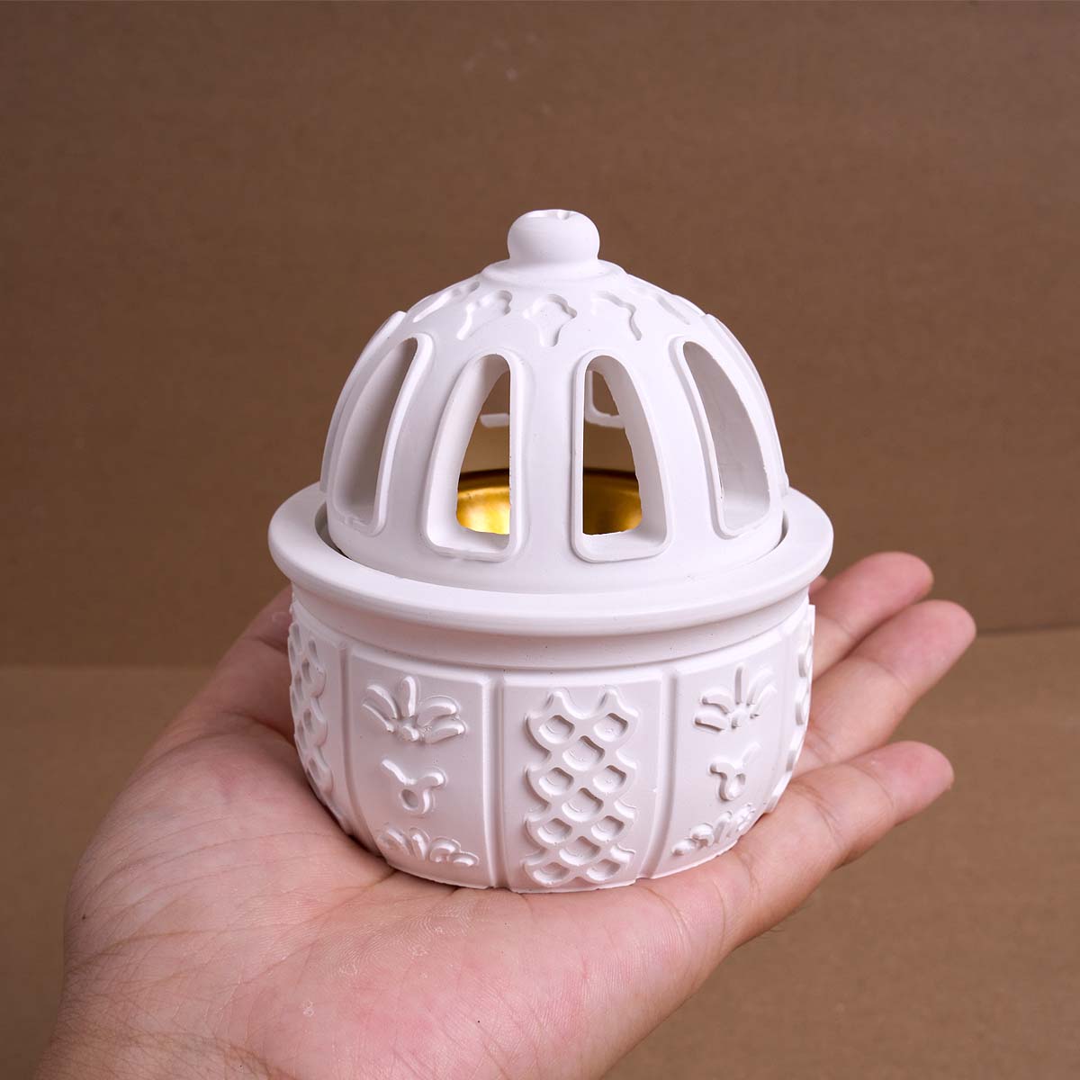 Round Relief Candle Jar Silico - مراجعة Idli Steamer Mold وسعره