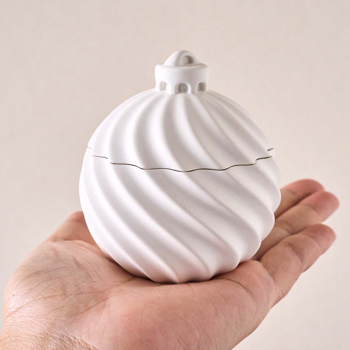 Diagonal Stripe Candle Jar Sil - مراجعة Idli Steamer Mold وسعره